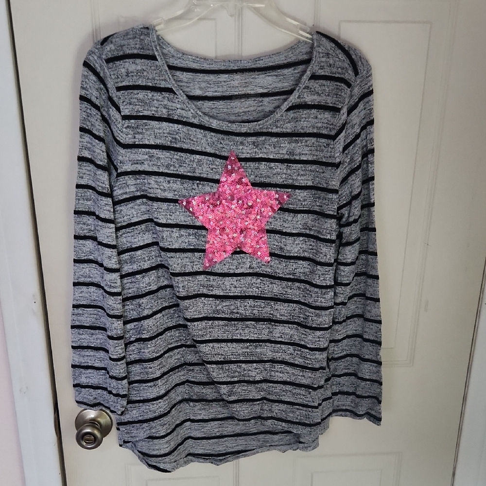 Arizona Jean Company Gray Striped Shirt with Pink Star